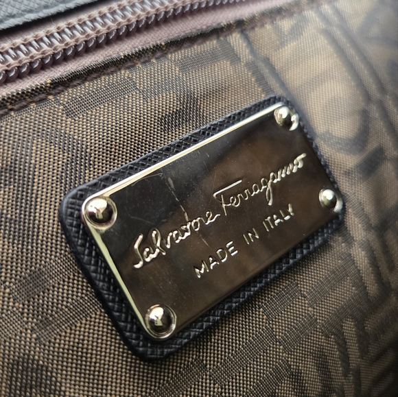 Ferragamo Handbag - Picture 11 of 17